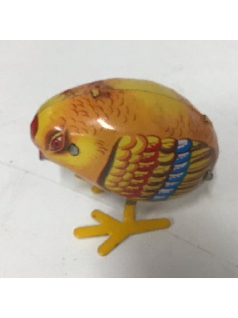 Vintage Tin baby chicken Chick wind up toy metal No Key made In China